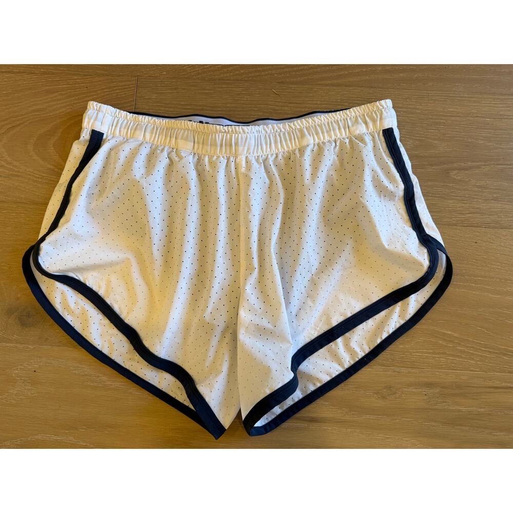 Psycho Bunny Mens Athletic Shorts White Polka Dot Size medium Stretch Lined gym